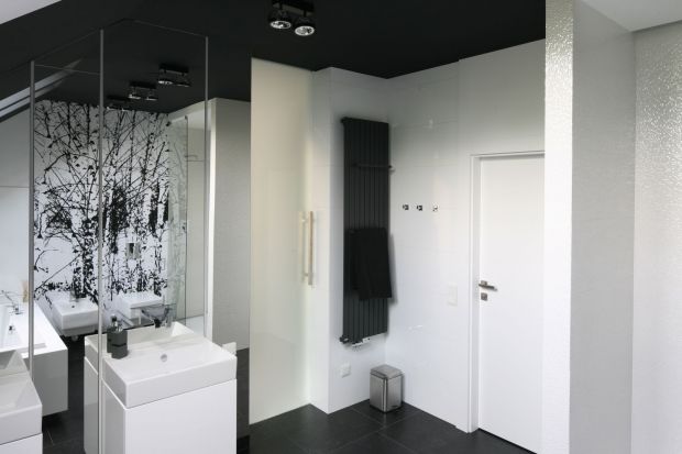Łazienkę można urządzić na wiele sposobów. Zobaczcie trzy zgoła różne style w łazienkach Polaków.