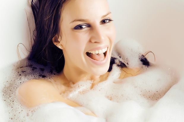 Sposób na relaks w łazience: wanna z hydromasażem