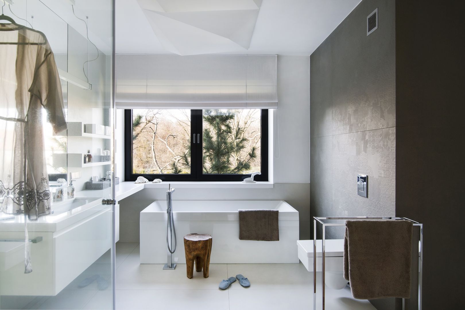 Salon kąpielowy w stylu loft. Proj. Anna Koszela. Fot. Rafał Lipski