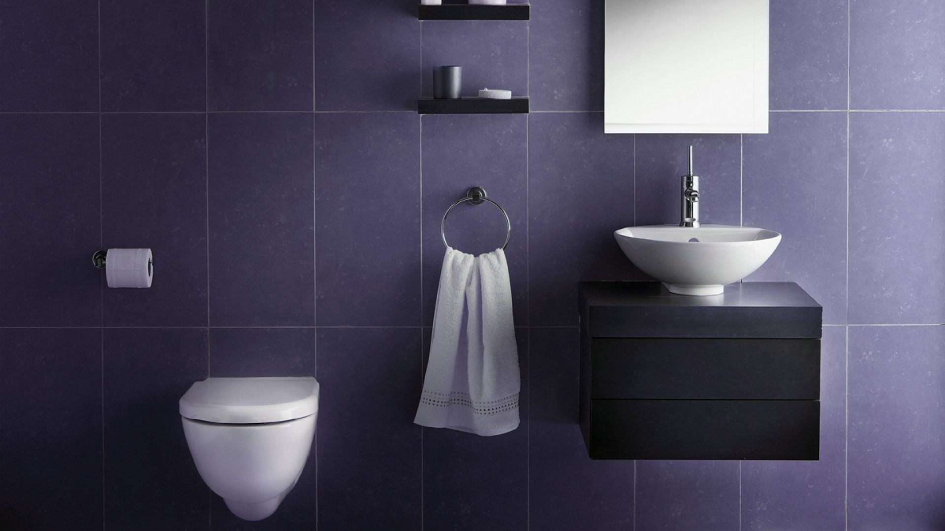 Ultra Violet w łazience: odważ się na kolor roku 2018!