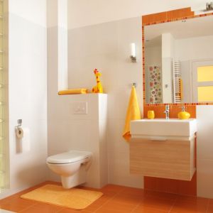 Aranżacja łazienki z kolorową fugą z serii Saphir. Fot. Sopro