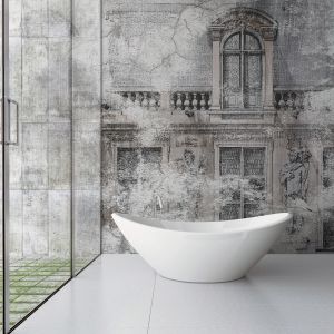 Bardzo eleganckim zwieńczeniem ściany w łazience jest wodoodporna tapeta. Na zdjęciu tapeta Luigi XVII z oferty włoskiej marki Instabilelab. Fot. Instabilelab