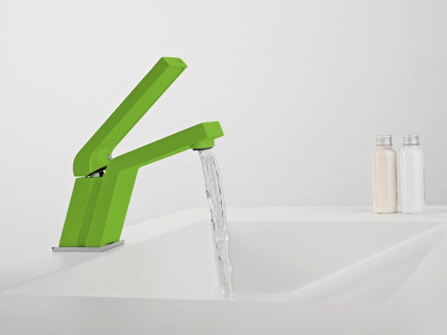 Bateria umywalkowa Icon Moonlite Green marki Teka. Fot. Teka