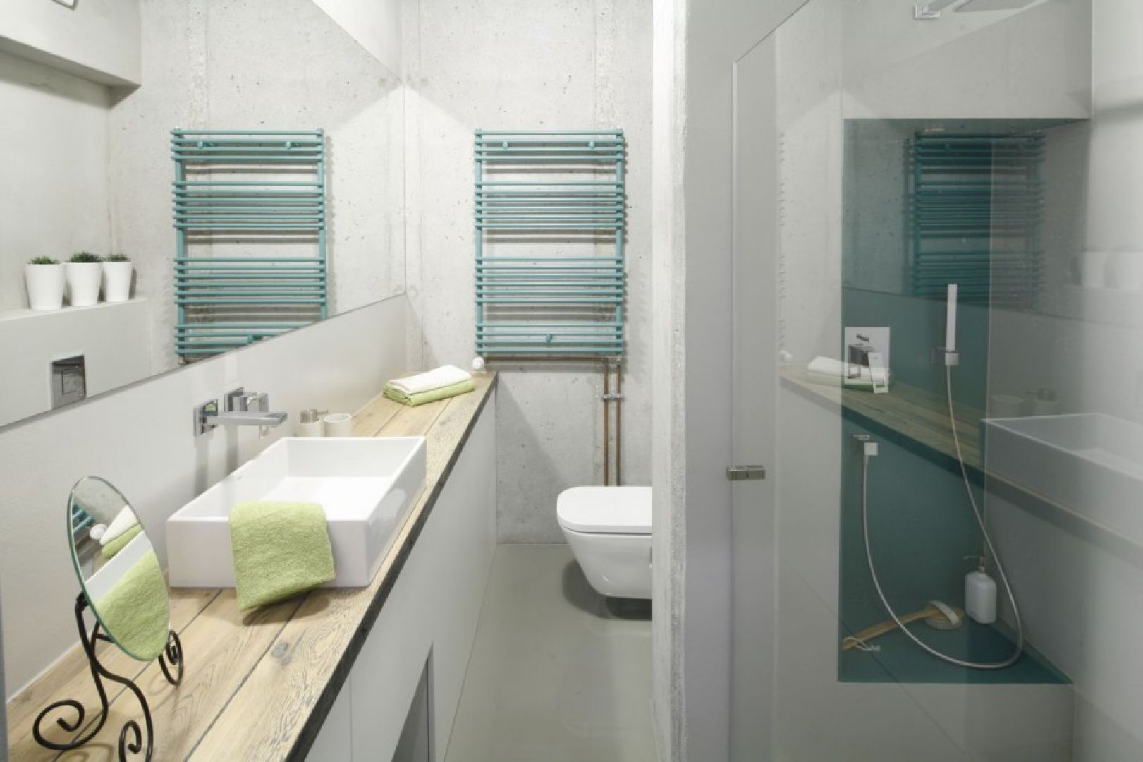 Łazienka w stylu loft. Proj. Małgorzata Chabzda. Fot. Bartosz Jarosz