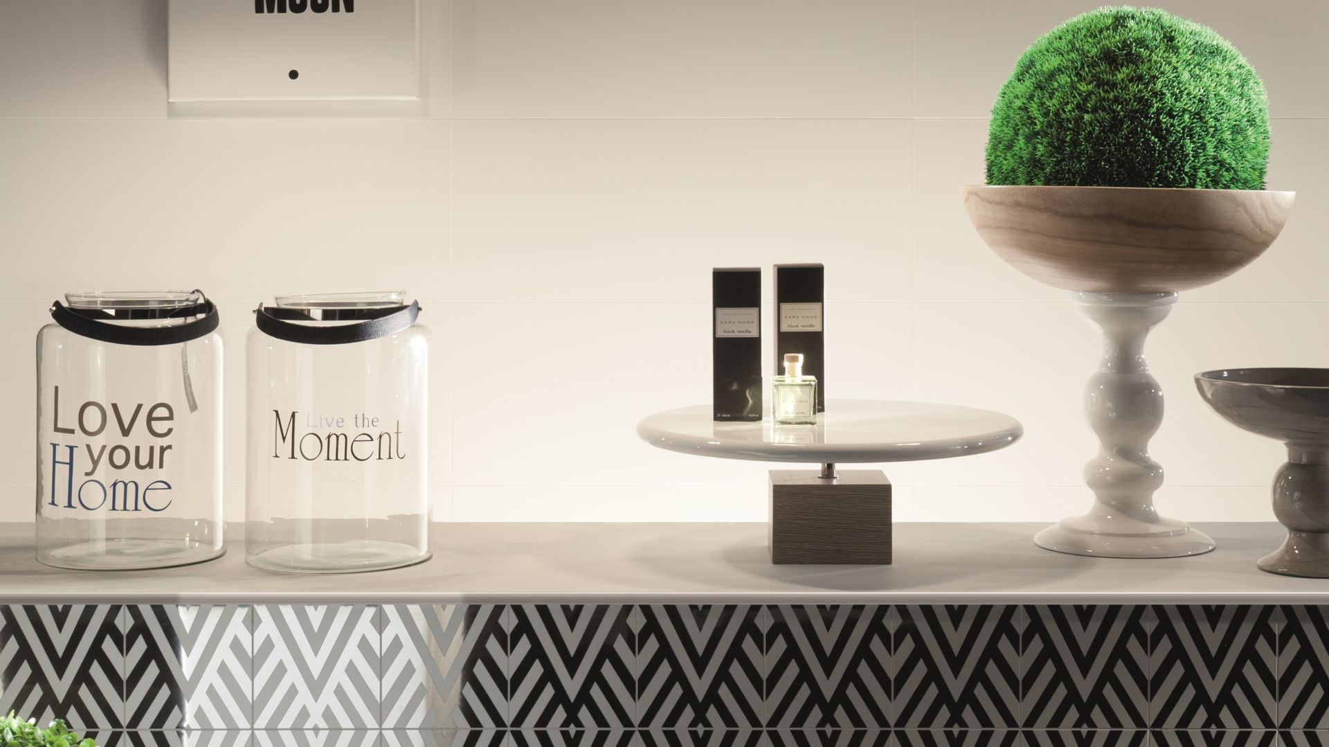 Płytki ceramiczne z kolekcji Paris Odeon. Kreacja Maciej Zień dla Tubądzin. Fot. Tubądzin