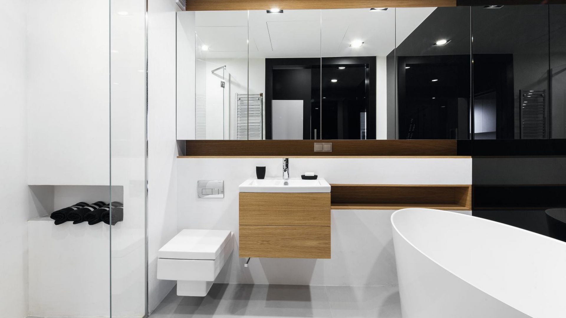 Urządzamy wizytówkę łazienki: 15 pomysłów na strefę umywalki