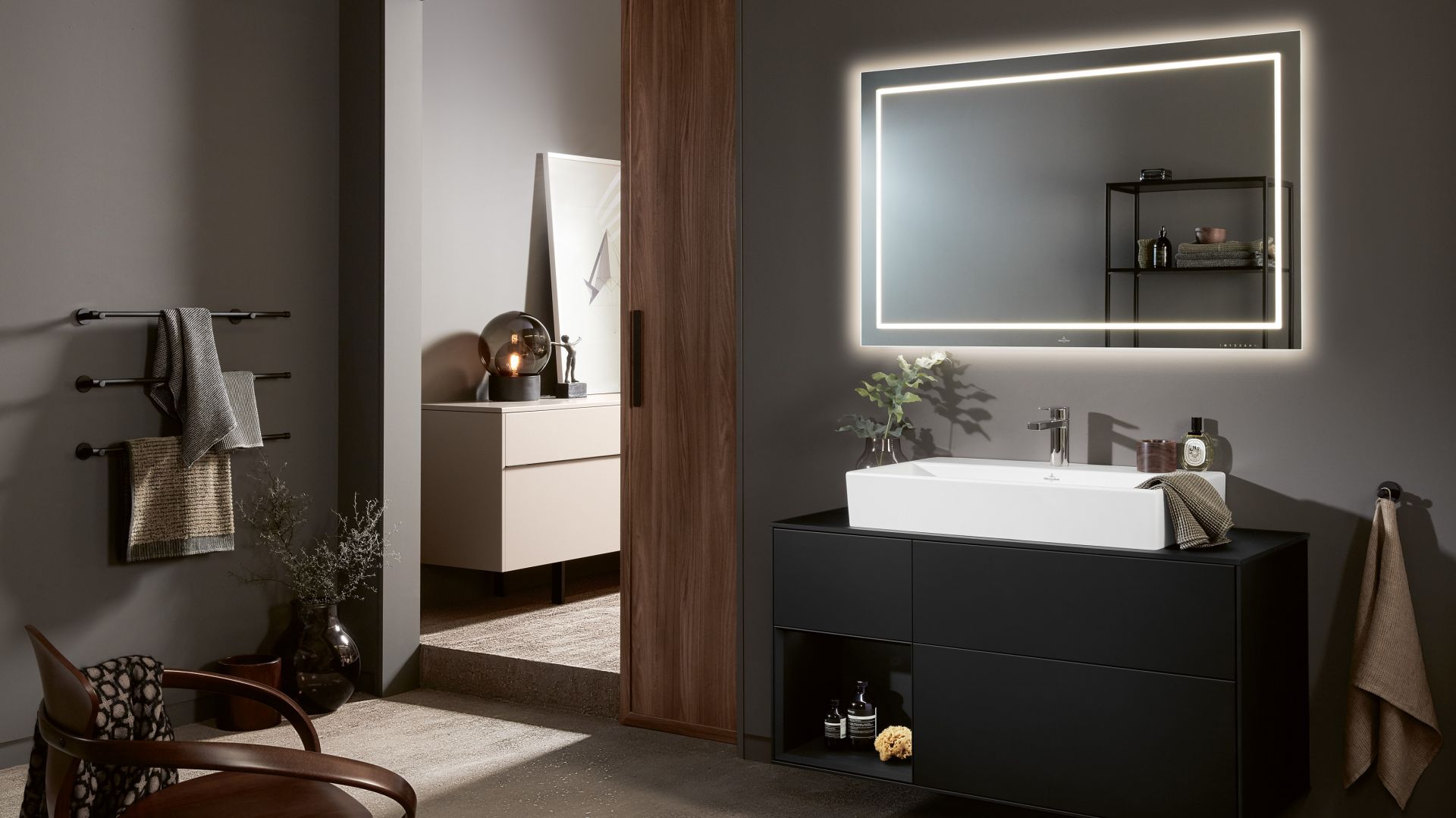 Nowoczesne meble łazienkowe z kolekcji Finion marki Villeroy&Boch. Fot. Villeroy&Boch