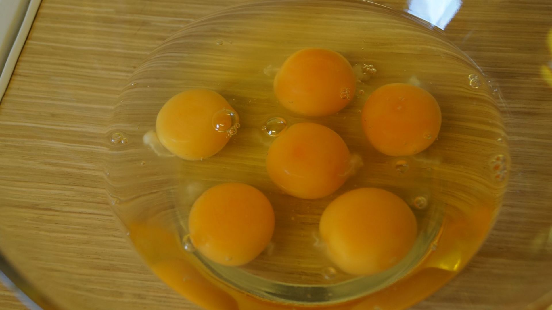 Jajecznica szykowana aż pół godziny – jak smakuje?