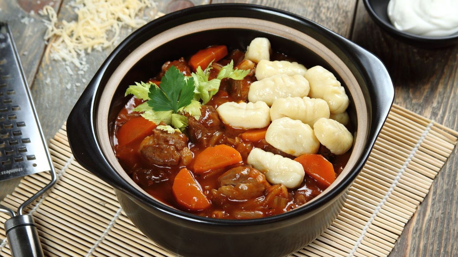 Gnocchi z gulaszem. Fot. Knorr.