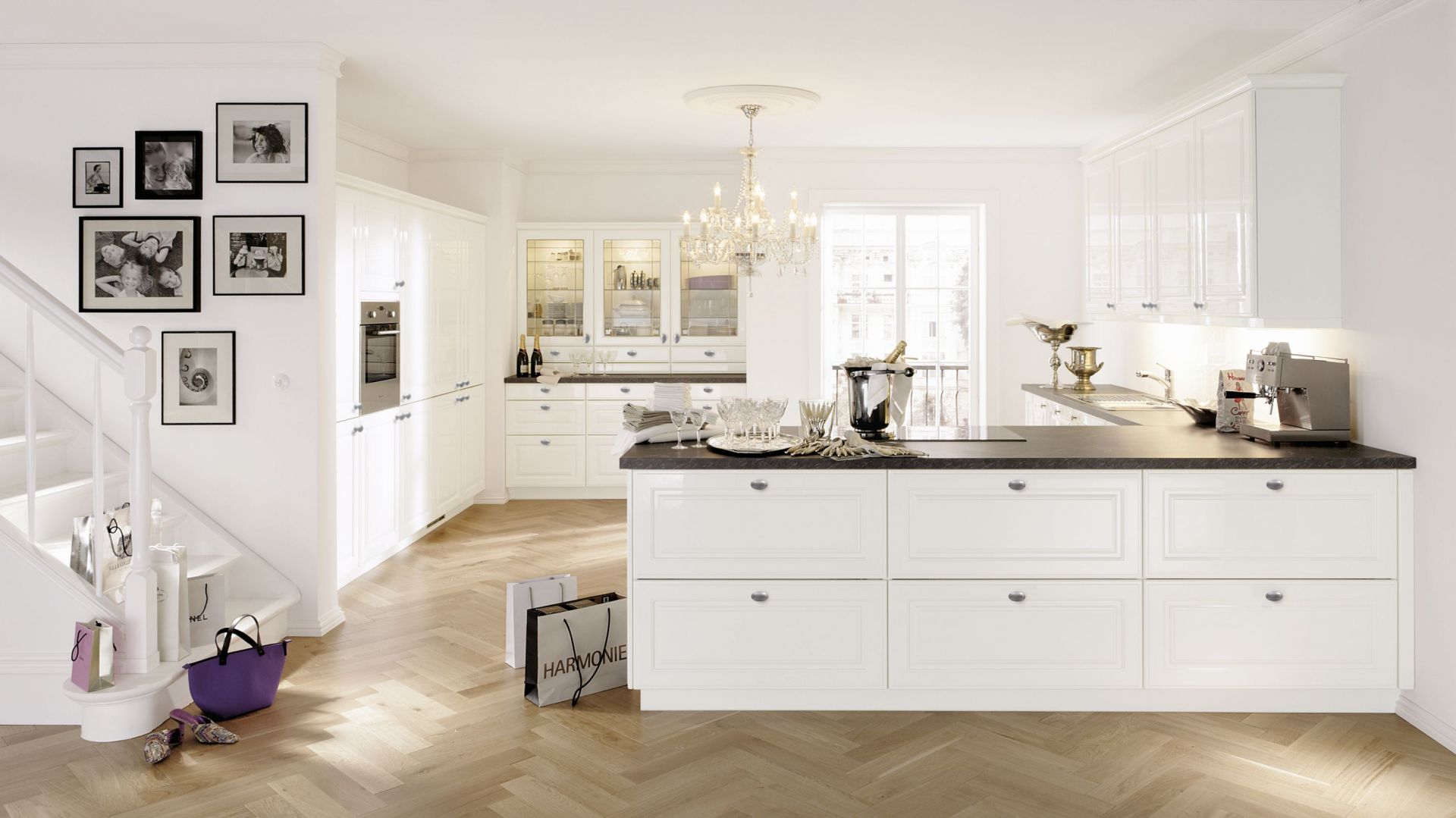 10 pomysłów na meble do białej kuchni w klasycznym stylu