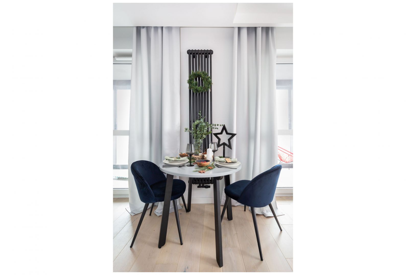 Świąteczna stylizacja wnętrza. Fot. Decoroom/Studio Pion Poziom / Marta Behling