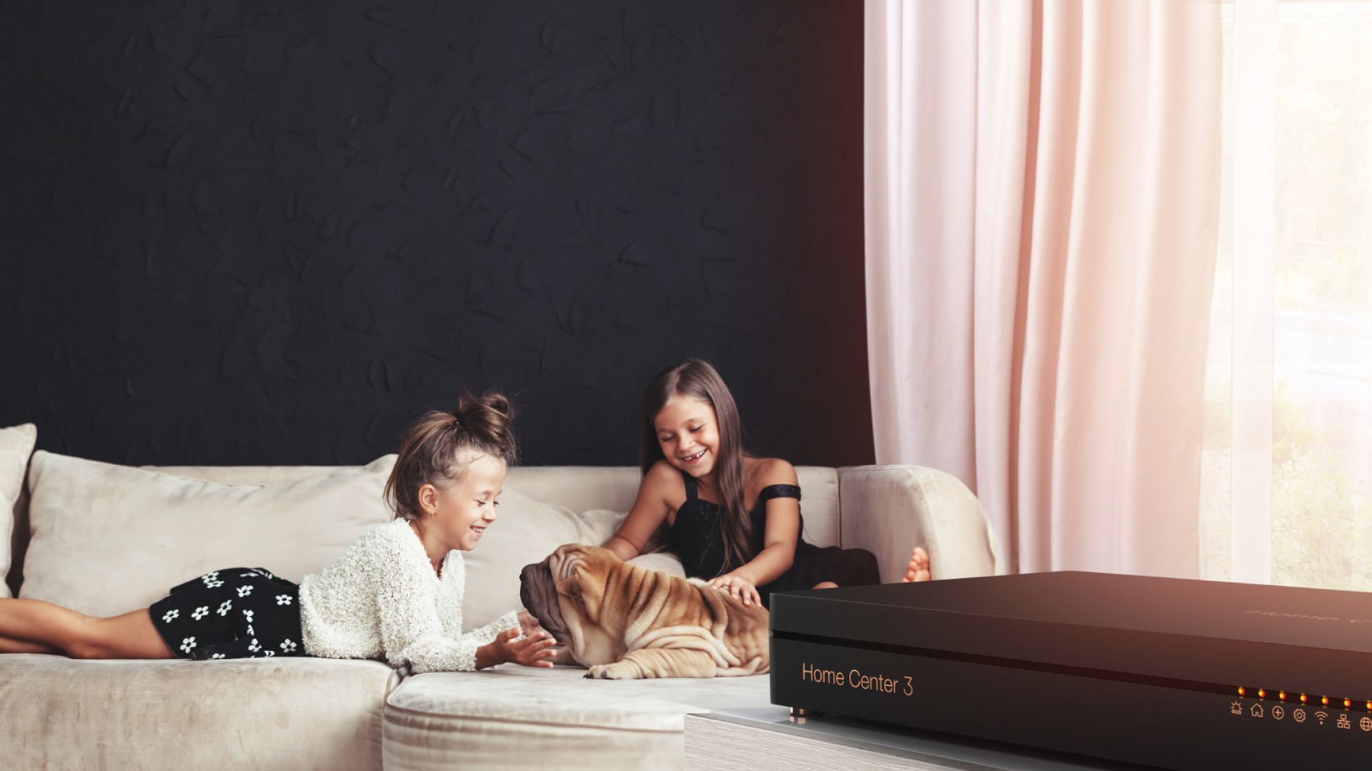 Fibaro Centrala Home Center 3. Fot. Fibaro