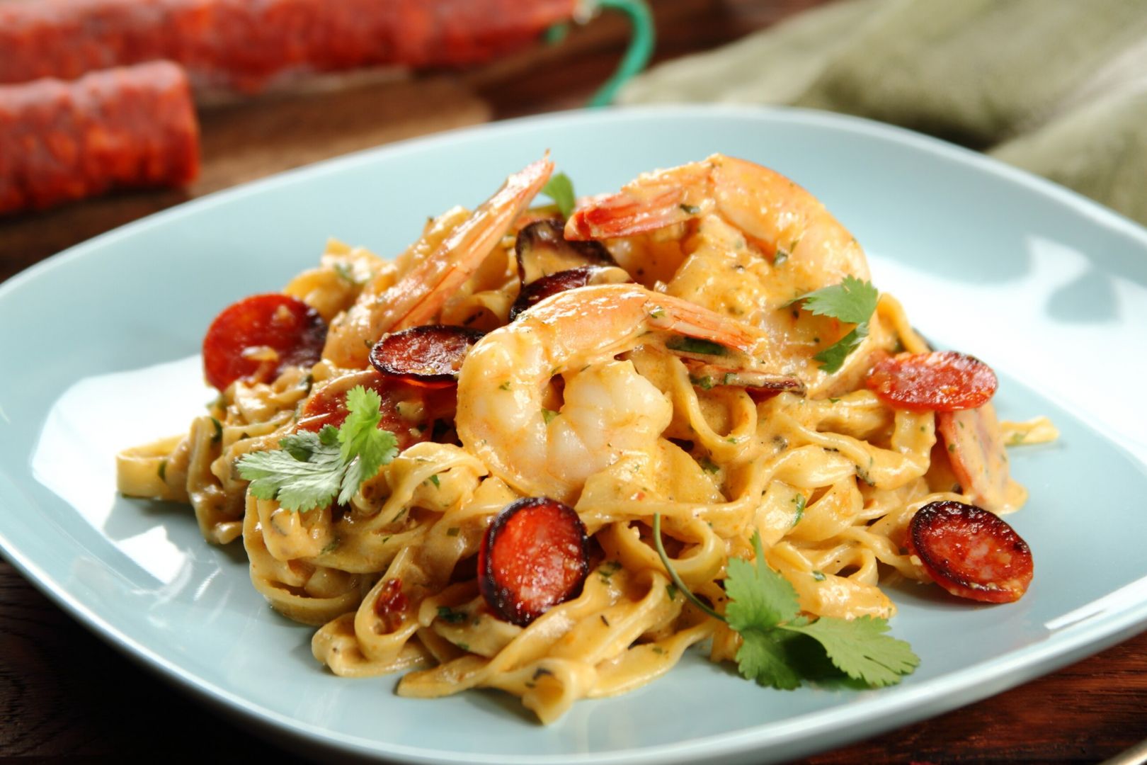 Pasta z krewetkami i chorizo. Fot. Knorr