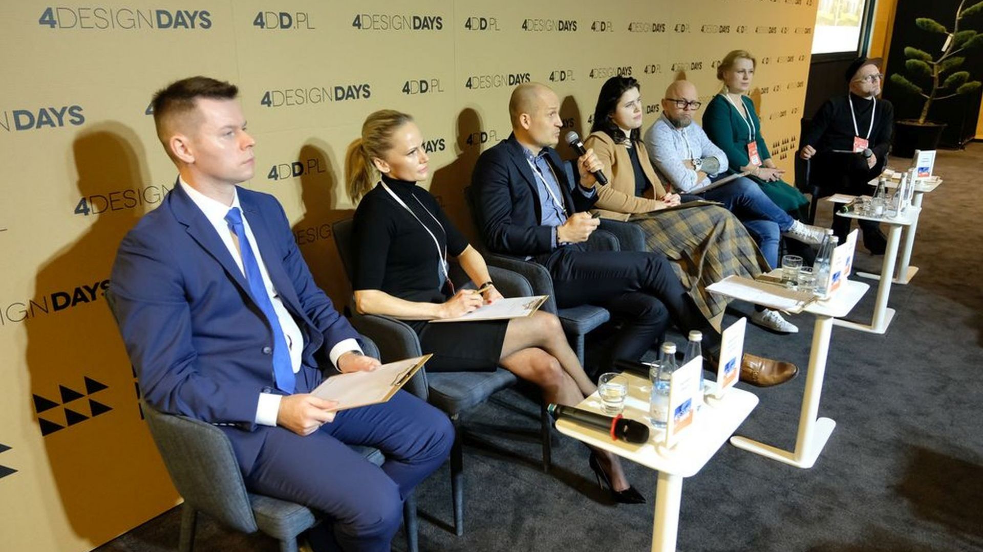 Paneliści. Fot. PTWP