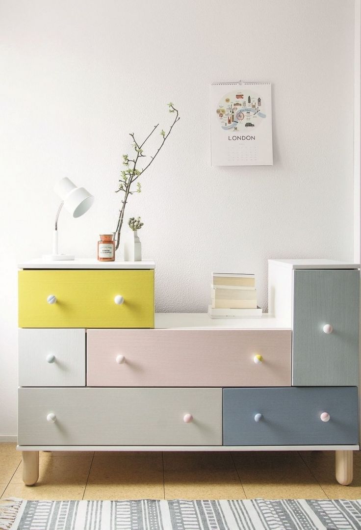Stare meble w nowej odsłonie z emalią Tikkurila Everal Aqua Semi Matt 40. Fot. Tikkurila