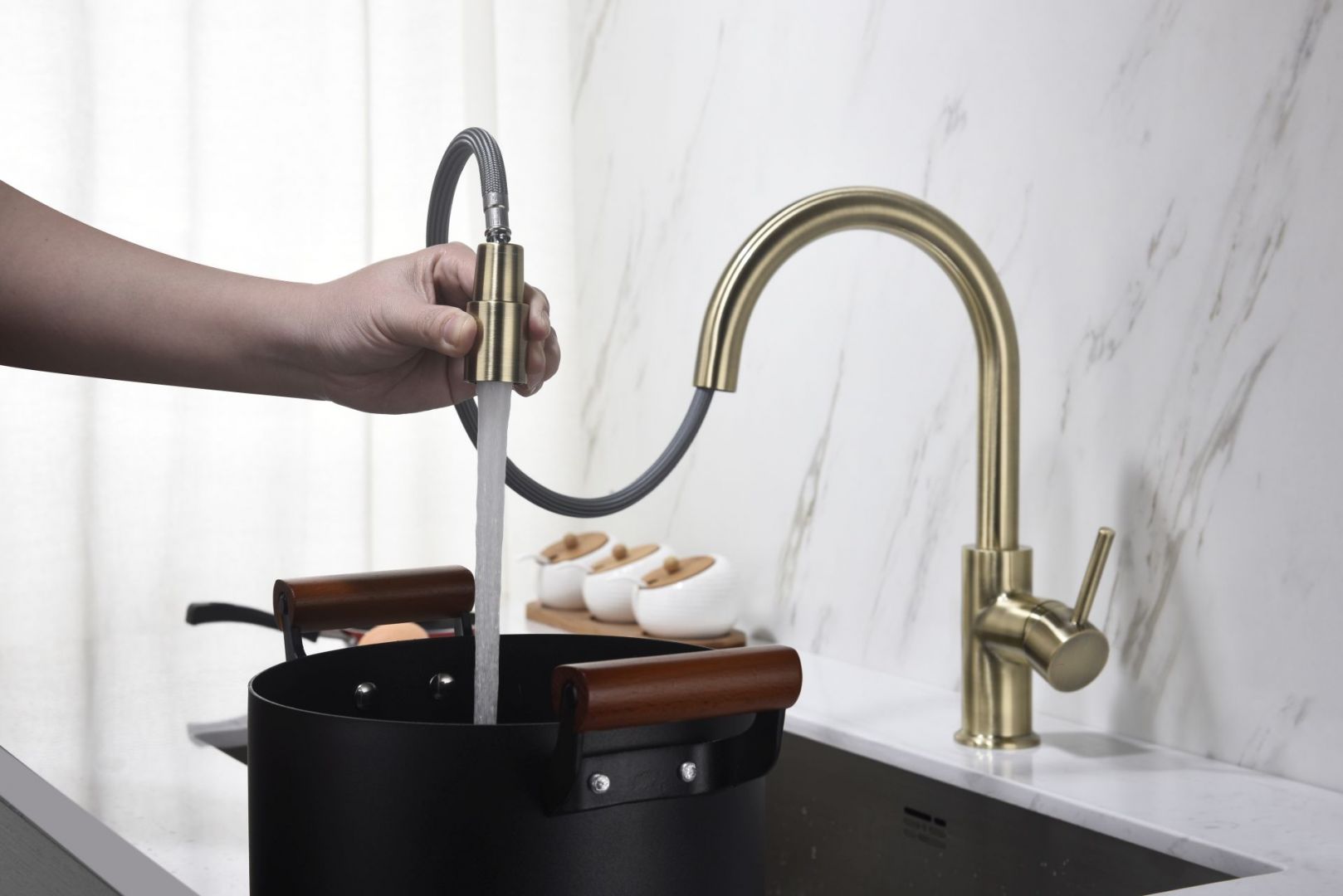 Bateria Plaza Mosiądz Antyczny/Blue Water. Produkt zgłoszony do konkursu Kuchnia - Wybór Roku 2020