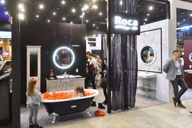Inspiracje przeszłością, wyśmienici światowi designerzy, innowacyjne materiały – w trakcie tegorocznych targów 4 Design Days w Katowicach na stoisku Roca i Laufen nie brakowało atrakcji i sporej porcji dobrego designu.