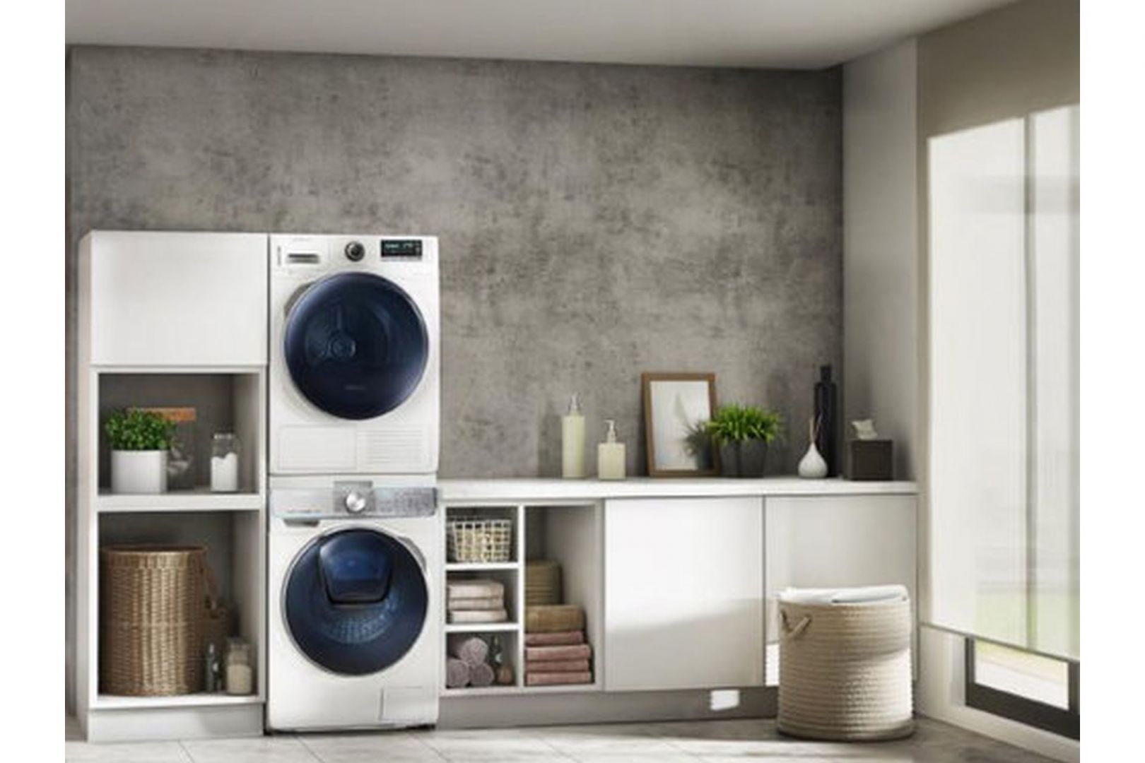 Mitem jest, że węższe pralki mają małą pojemność czy nie posiadają wszystkich niezbędnych funkcji, które pomagają dbać o ubrania. Fot. Samsung