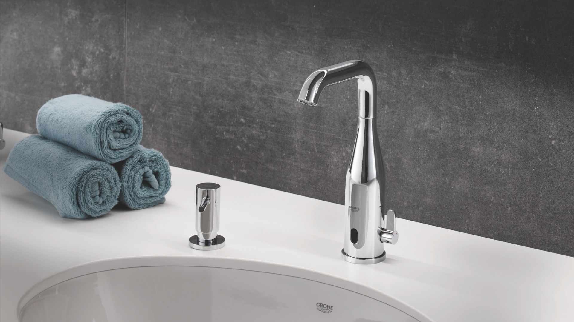 Nowa era armatury bezdotykowej. Fot. GROHE Bau Cosmopolitan