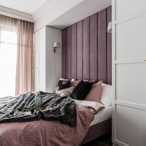 Tapicerowany zagłówek - klasyczny czy nowoczesny? 10 pomysłów na łóżko do sypialni. Projekt JT Group