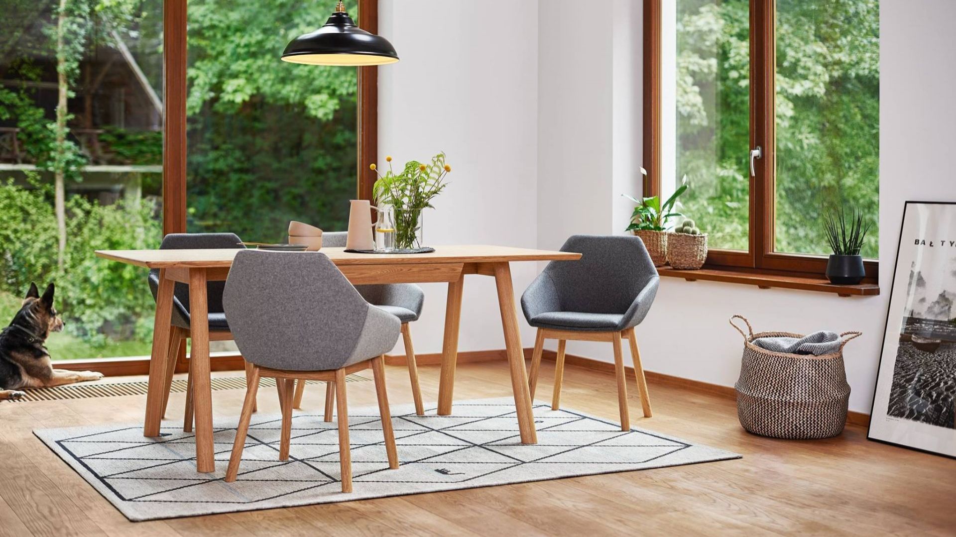 Krzesła do jadalni: 10 modnych modeli od polskich producentów Krzesła do jadalni: 10 modnych modeli od polskich producentów
