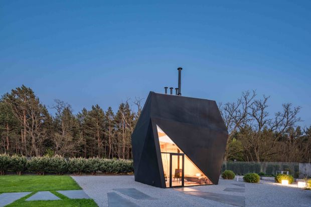 Sztuka origami stanowiła inspirację do powstania tego niesamowitego domu o geometrycznej formie. Jego właściciel jest bowiem zafascynowany kulturą Japonii. <br /><br />