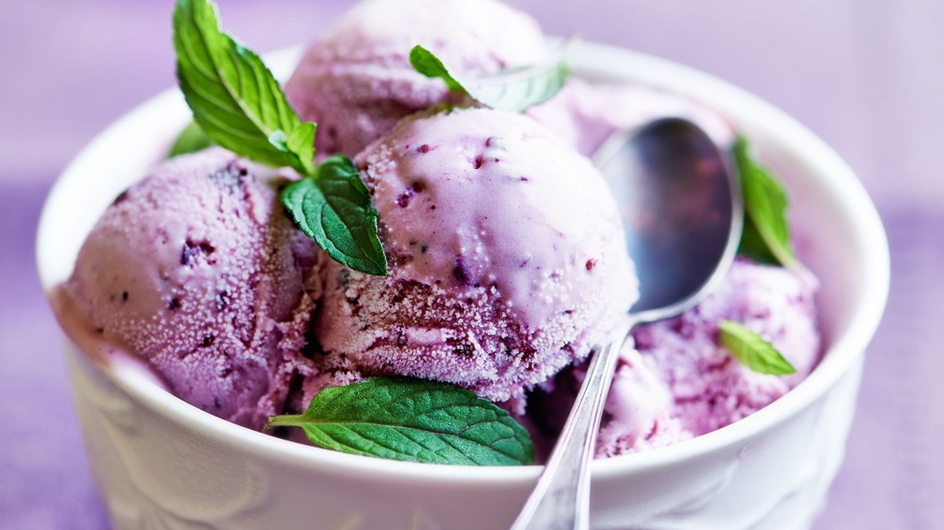 Фиолетовое мороженое