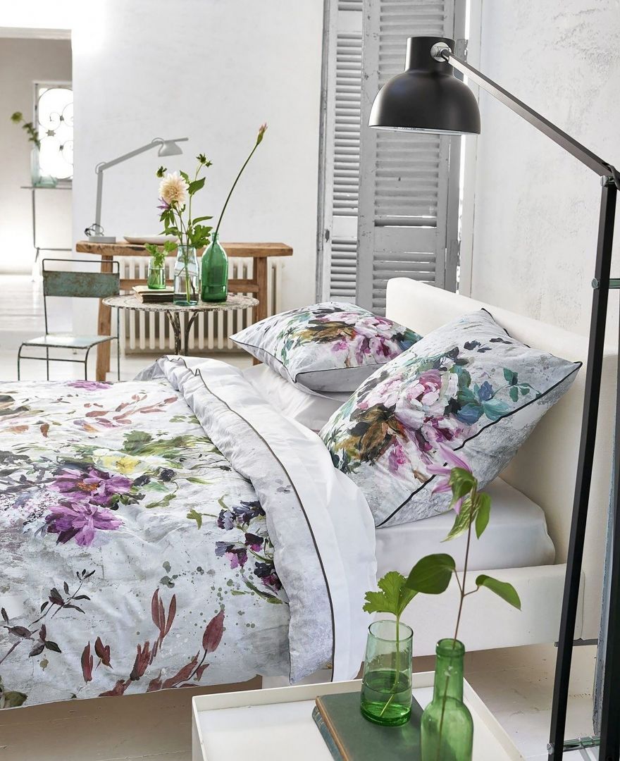 Miłośnikom nasyconych barw i wzorów z pewnością spodoba się oferta Designers Guild, również dostępnych w showroomie 9Design. Cena ok. 608 zł