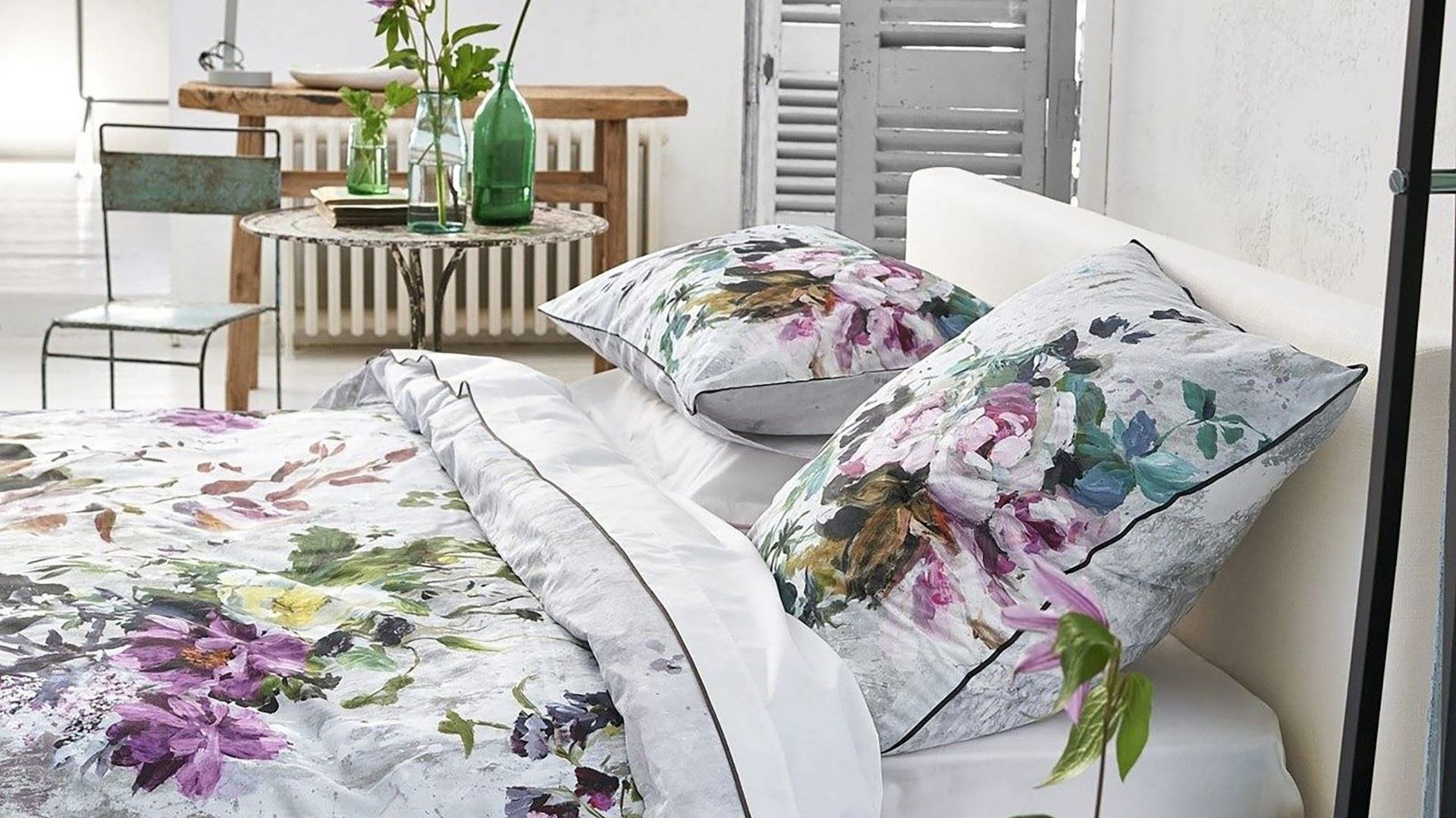 Miłośnikom nasyconych barw i wzorów z pewnością spodoba się oferta Designers Guild, również dostępnych w showroomie 9Design. Cena ok. 608 zł
