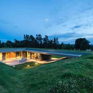 Nagrodzony przez architektów i zdobywca nagrody Grand Prix 2019 projekt domu Green Line, autorstwa Mobius Architekci. Fot. Mobius Architekci