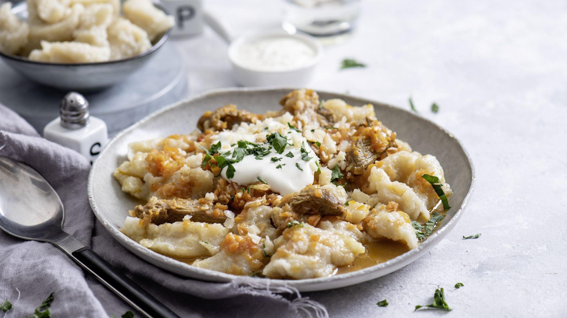 Hałuski z potrawka z jagnięciny Fot. Thermomix