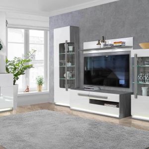 Meble do salonu z kolekcji Attention Exclusive dostępne w ofercie firmy Meble Forte. Cena: 1.369 zł (komoda), 929 zł (szafka RTV), 1.099 zł (witryna). Fot. Meble Forte