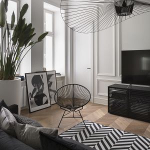 Jednym z najważniejszych wyzwań przed jakim stanęła architekta było zachowaniu charakteru wnętrza tak, by korespondowało z niezwykłą historią budynku.  Projekt Goszczdesign. Fot. Piotr Mastalerz 