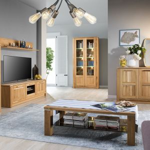 Nowoczesne myślenie o salonie to przede wszystkim umiar, naturalne materiały i prosta forma. Fot. Oslo, Szynaka Meble. Cena 249zł - 2749zł