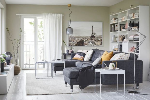 Sofa w małym salonie: 15 pięknych wnętrz. Zobacz dużo zdjęć