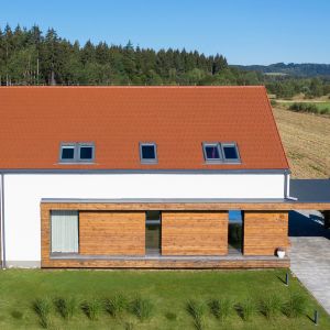Wybór kolorystyki dachu nie jest sprawą prostą a mnogość dostępnych dachówek w różnorakich barwach jeszcze bardziej ją komplikuje. Fot. Creaton Polska