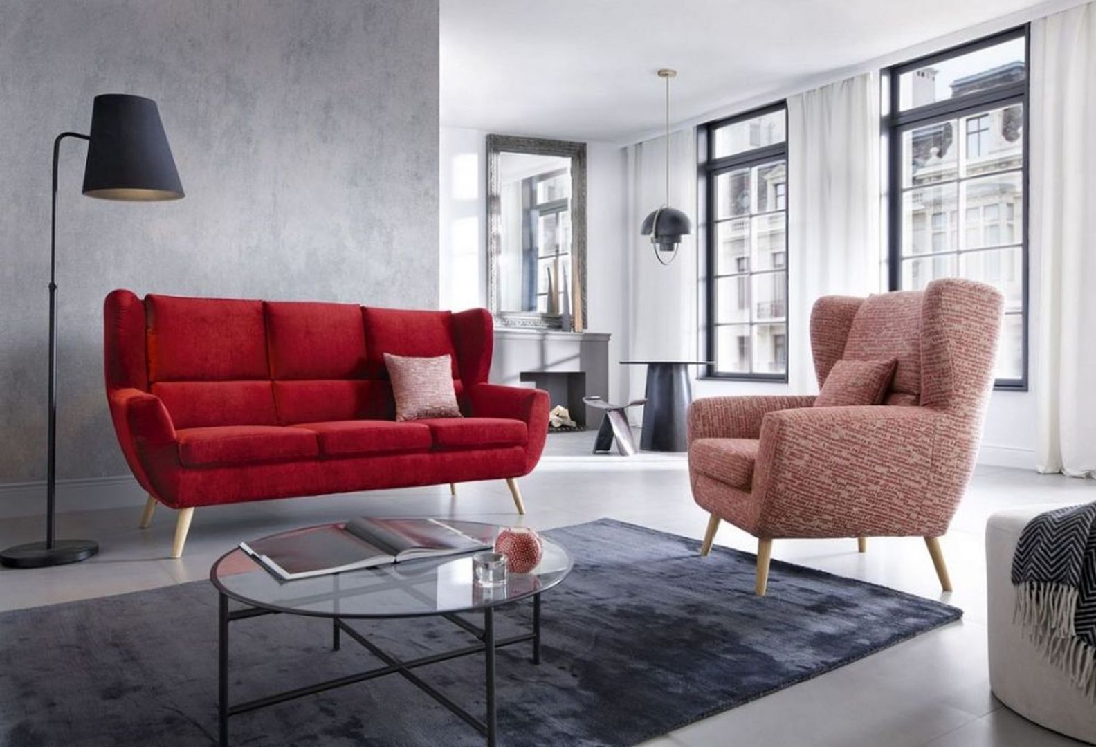 Trzyosobowa sofa Forli, charakterystyczne