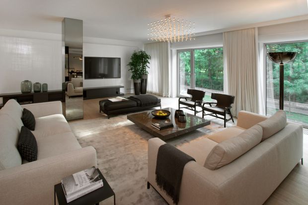 Eleganckie wnętrze w sercu Warszawy. Zobacz piękny apartament