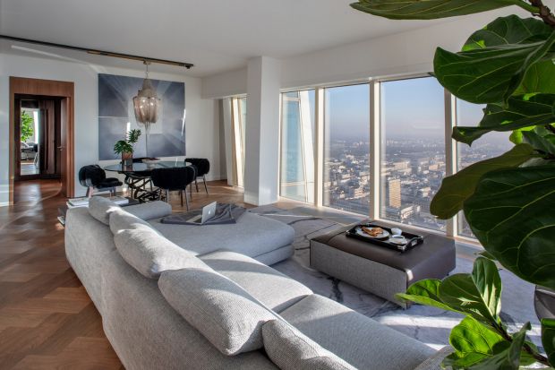 Luksusowy apartament w centrum Warszawy. Zaglądamy do środka!