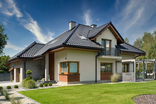 Nowoczesny dom z poddaszem. Zobacz pomysł na 165 m2!