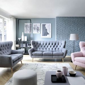 Sofa w pastelowych kolorach z kolekcji Voss. Producent: Gala Collezione