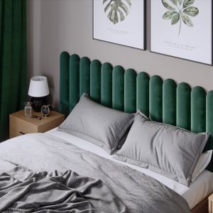 Panele tapicerowane jako zagłówek łóżka w sypialni. Na zdjęciu panele marki Vilo. Fot. mat. prasowe Vilo