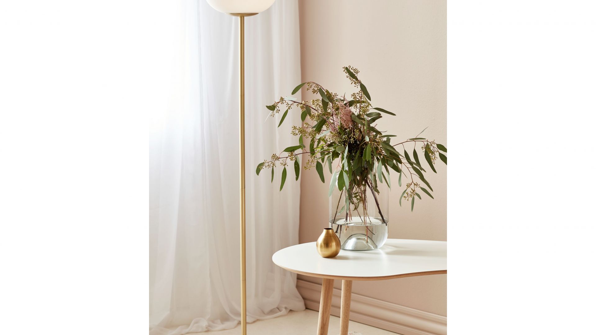 Nowoczesne oświetlenie: lampy w stylu skandynawskim. Piękne kolekcje!