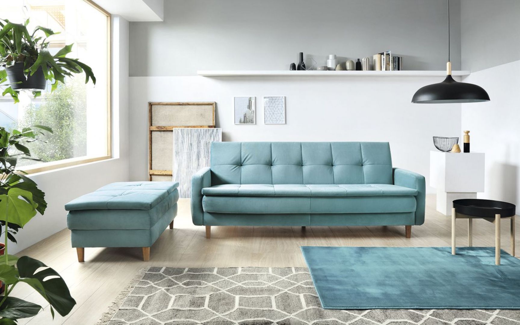 Sofa do małego salonu w niebieskim kolorze z kolekcji Snap. Dostępny w ofercie firmy Sweet Sit. Fot. Sweet Sit