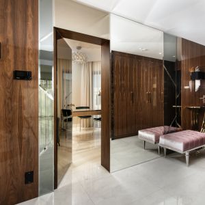 Luksusowa rezydencja w północnej Polsce. Projekt Tomasz Czajkowski x Dekorian Home. Fot. Monika Woroniecka