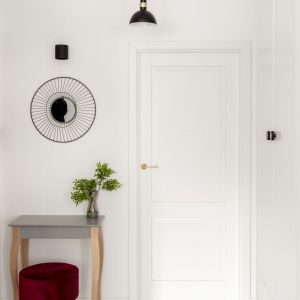 Stylowe mieszkanie w kamienicy na warszawskim Mokotowie. Projekt wnętrz: Boho Studio. Zdjęcia: Aleksandra Dermont