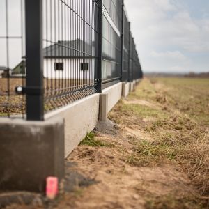 Pomysł na ogrodzenie - ogrodzenie panelowe. Fot. mat. prasowe Fortlook
