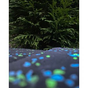 W przeliczeniu na sztuki, luminescencyjne kostki brukowe są ok. 5 razy droższe niż te zwyczajne. Fot. Lumisignum