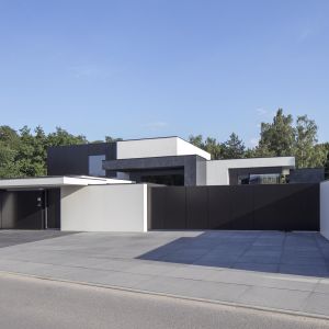 RE: PERFECT HOUSE to najlepszy dom w Polsce! Jury European Property Awards 2021-2022 drugi rok z rzędu doceniło projekt REFORM Architekt. Zdjęcie: Piotr Krajewski