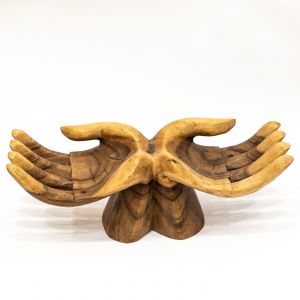 Drewniana podstawka Sumba w kształcie dłoni. Cena: 125 zł, Shop Savetheplanet, www.shop.savetheplanet.pl